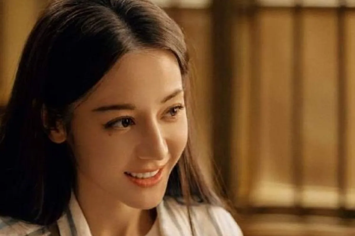 Dilraba Dilmurat ตี๋ลี่เร่อปา ลดไขมันเหลือ 14% ลุยซ้อมหนัก 3 เดือนเพื่อรับบทนักเตะหญิงในภาพยนตร์ใหม่